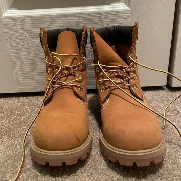 Timberland | Shoes | Timberland Boots Only Worn Once | Poshmark display picture 3